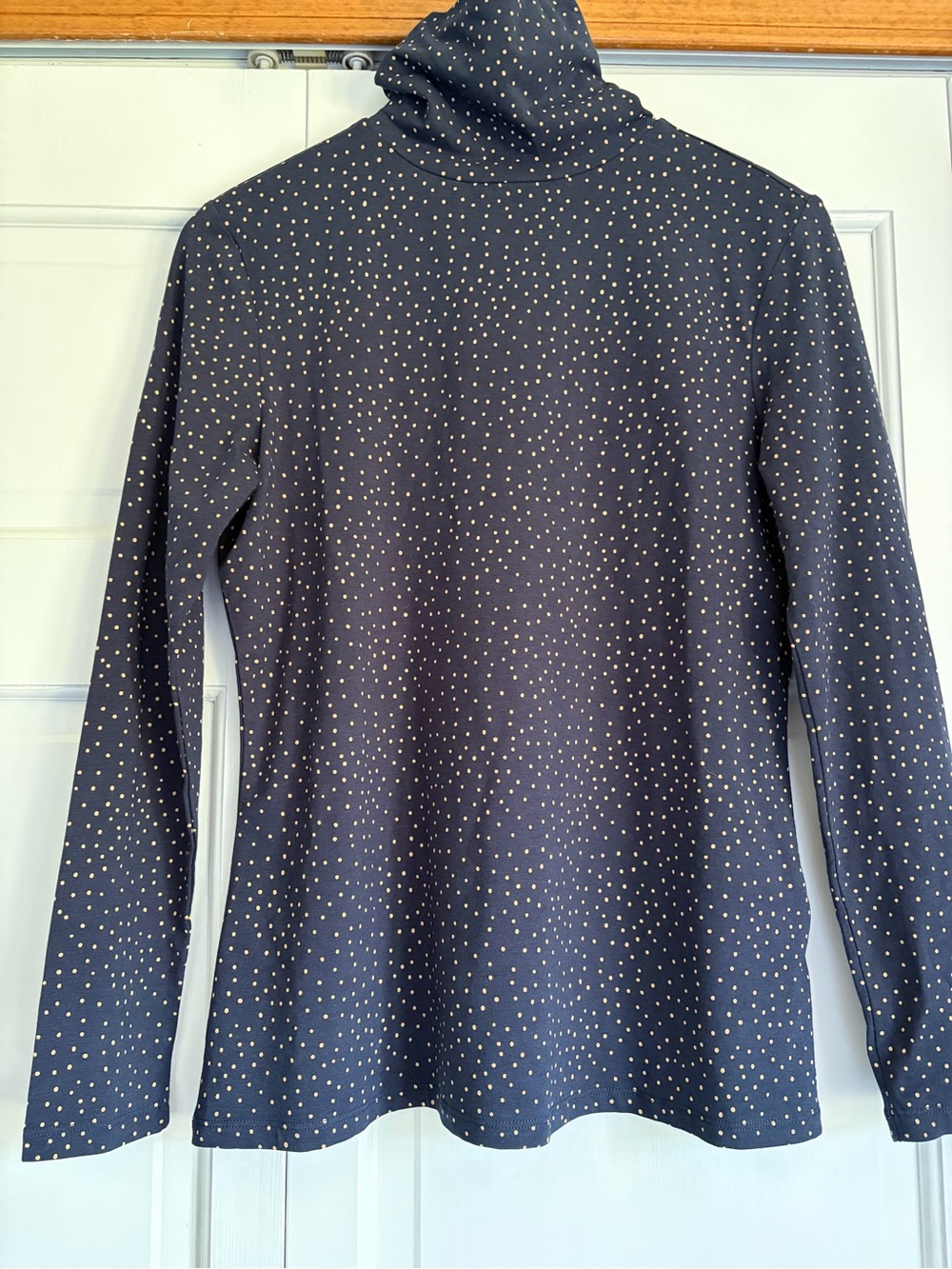 NWT Amazon Essentials Navy Turtleneck Long-Sleeve Top with Gold Dot Print Sz M - Picture 2 of 6